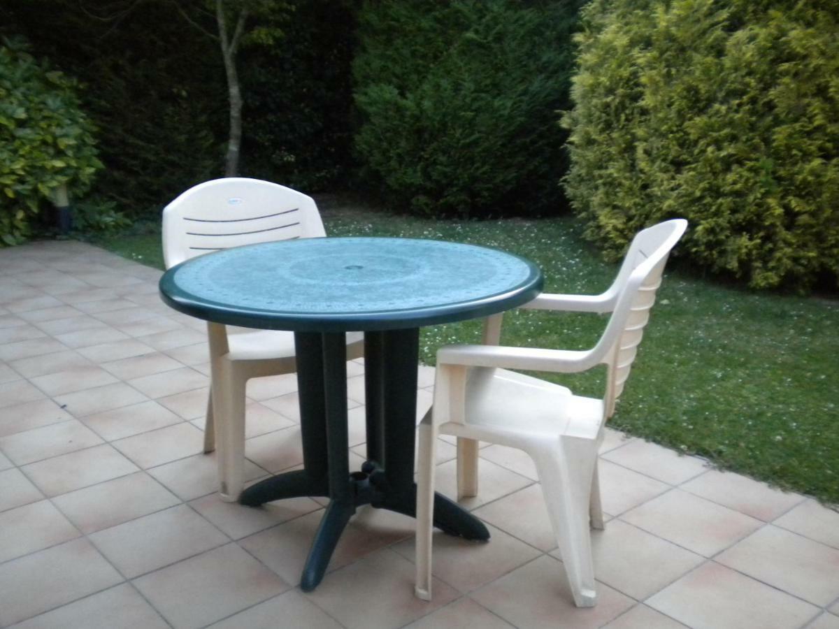 Le Cedre Bleu Bed & Breakfast Dainville Luaran gambar